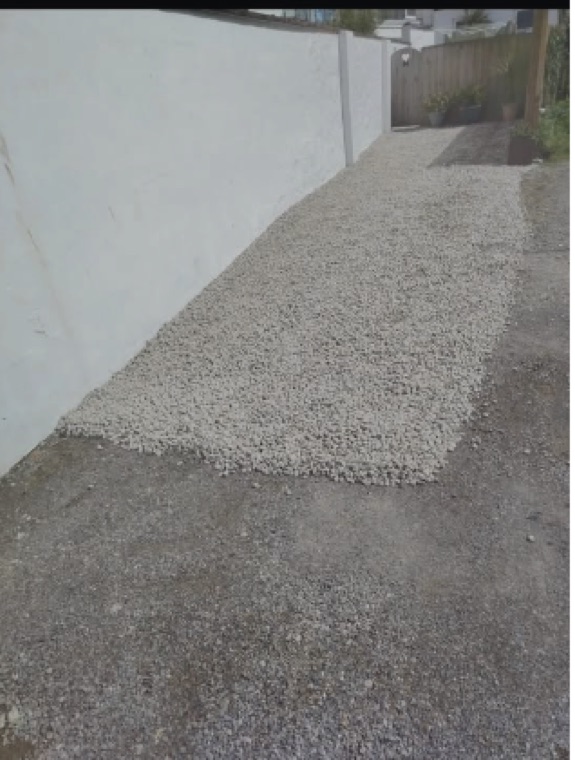 Freshly laid gravel path — Devon’s Landscaping